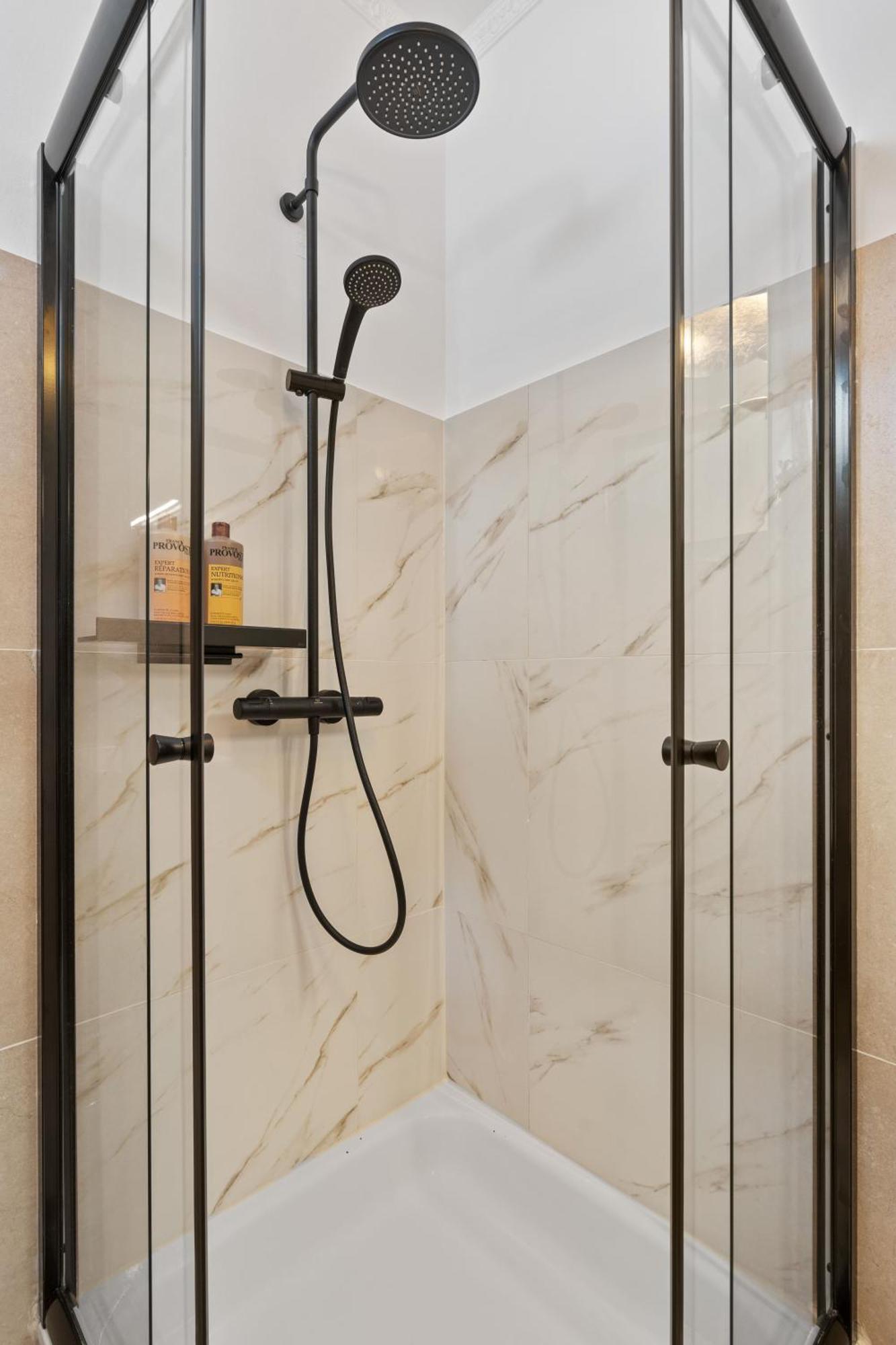 Designer Comfort In Bonnevoie-nord-verlorenkost Appartement *